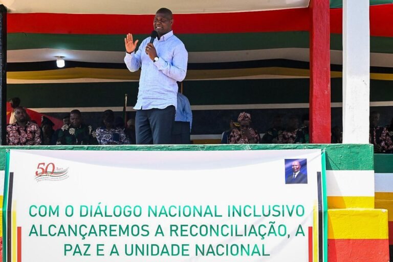 Presidente da República orienta comício popular no distrito de Mecanhelas, no primeiro dia da visita de trabalho à província de Niassa2