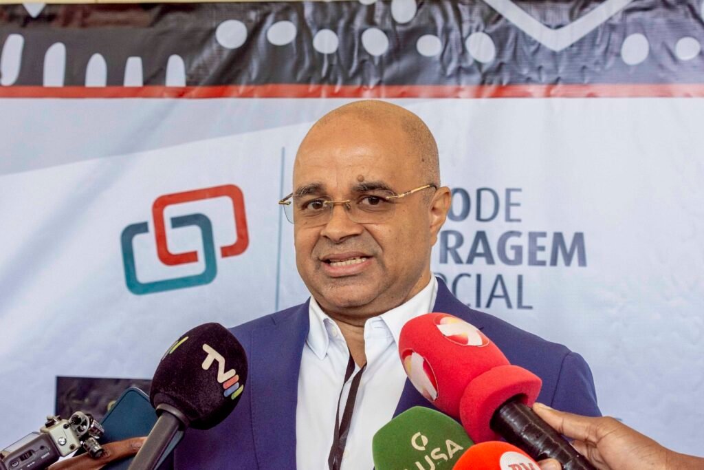 Gilberto Correia, presidente da Comissão de Internacionalização de Moçambique do Centro de Arbitragem Comercial (1)