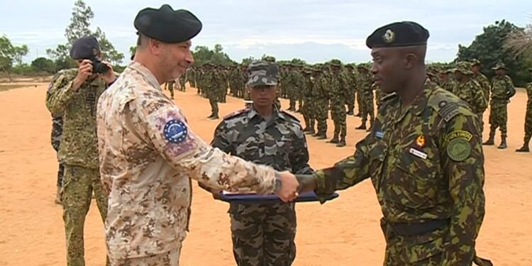 Mocambique-Presenca-militar-da-UE-no-pais-passa-de-missao-de-750x375